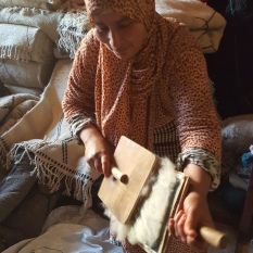 Lavorazione tappeti Beni Ourain, Marocco